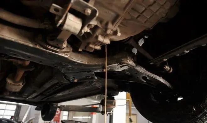 如何做好变速箱换油养护工作?